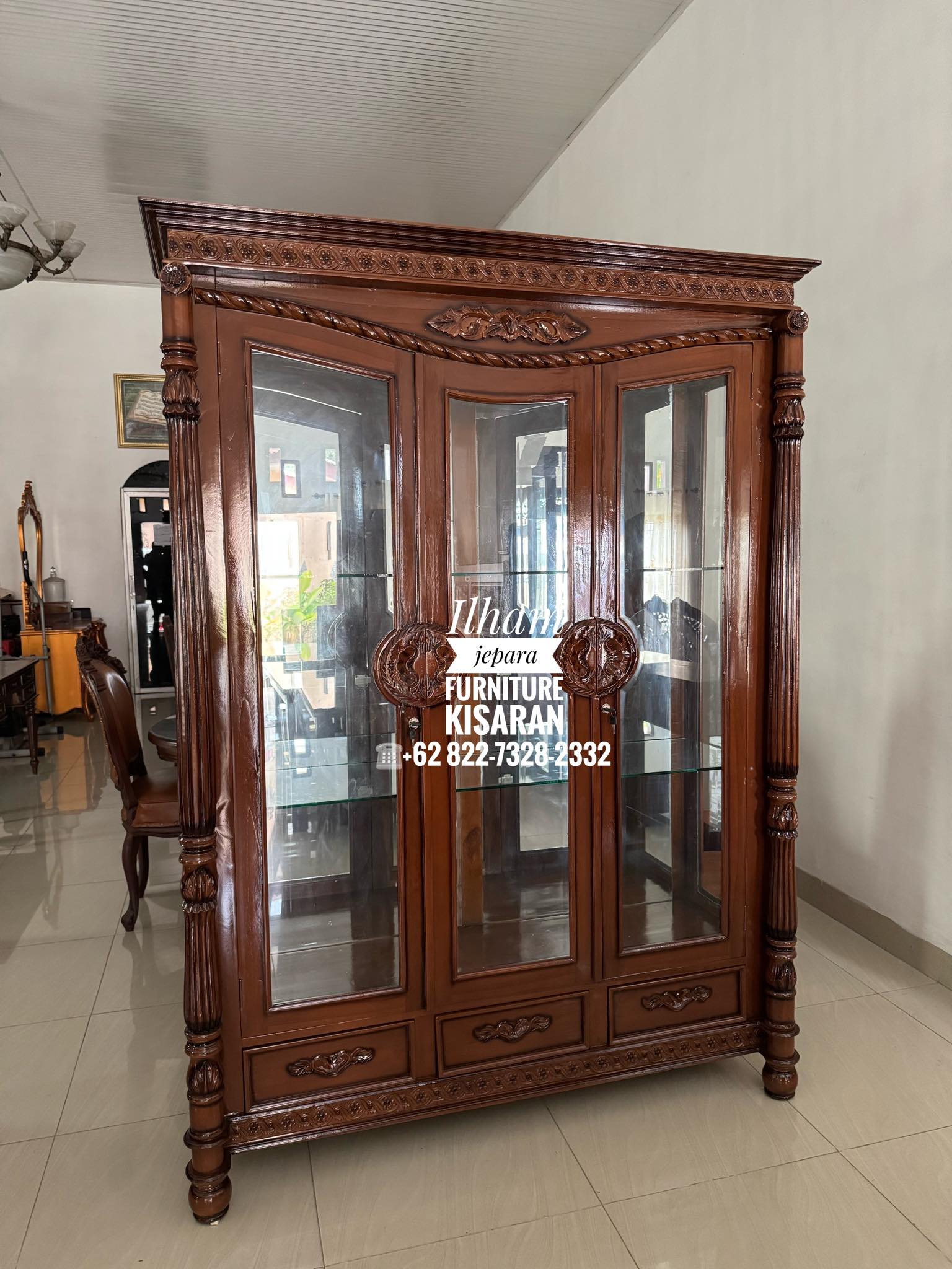 Lemari Pakaian 3 Pintu Baru